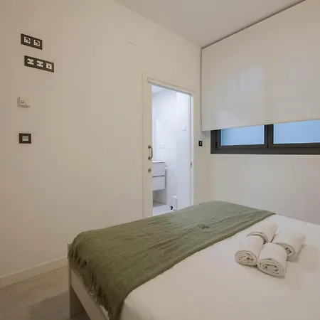 شقة Piso Con Garaje En Gros A Cinco Minutos De La Playa De La Zurriola, Donostia - سان سيباستيان