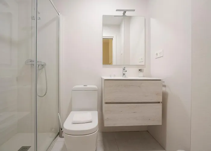 Piso Con Garaje En Gros A Cinco Minutos De La Playa De La Zurriola, Donostia - *