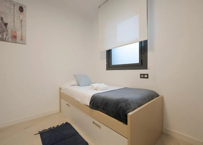 Piso Con Garaje En Gros A Cinco Minutos De La Playa De La Zurriola, Donostia - * סן סבסטיאן