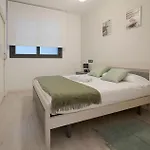 Piso Con Garaje En Gros A Cinco Minutos De La Playa De La Zurriola, Donostia - *