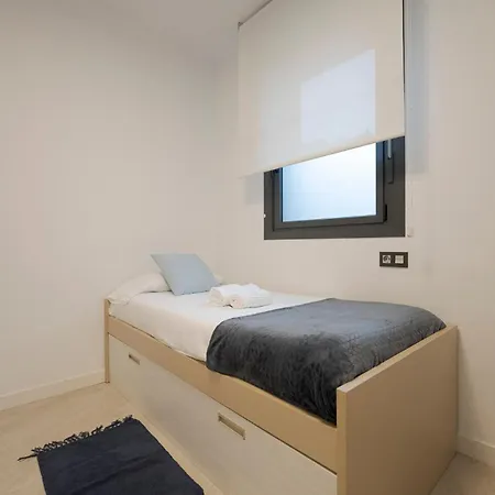 Piso Con Garaje En Gros A Cinco Minutos De La Playa De La Zurriola, Donostia - * San Sebastián